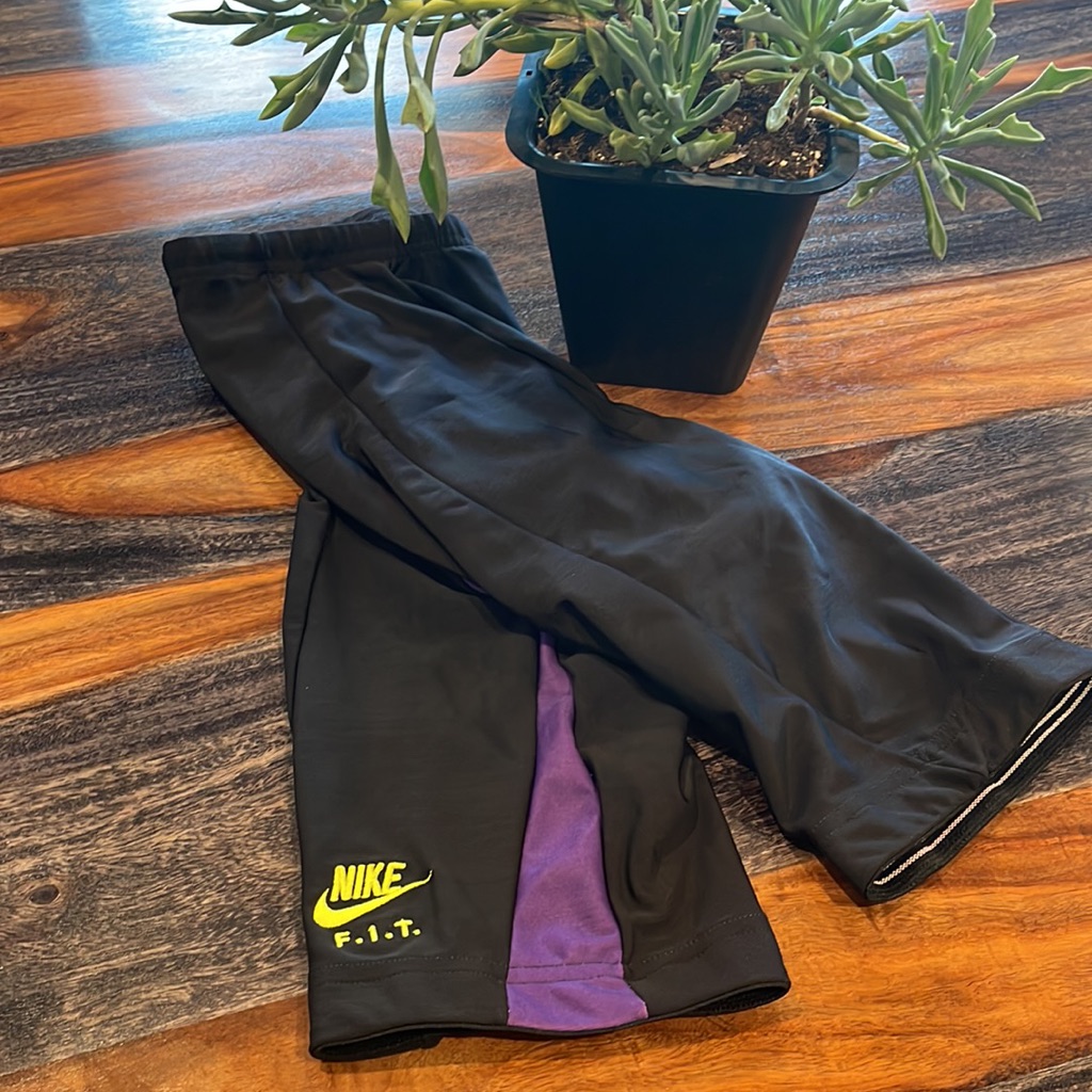 Nike Bike Padded Crutch Black Shorts 21 Inches Long Size L Nwot